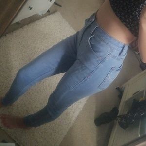 ♡ High Waisted Jeggings